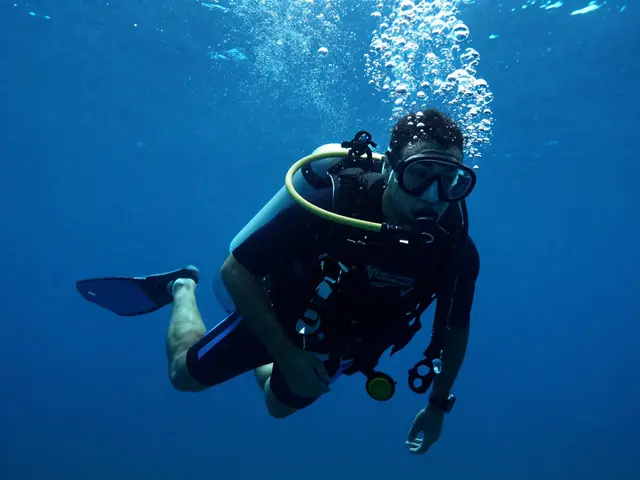 Co může způsobit dlouhodobé podávání kyslíku o vysoké koncentraci při potápění?
